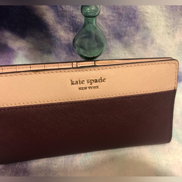 Kate Spade Bifold Snap Wallet - Picture 4 of 11